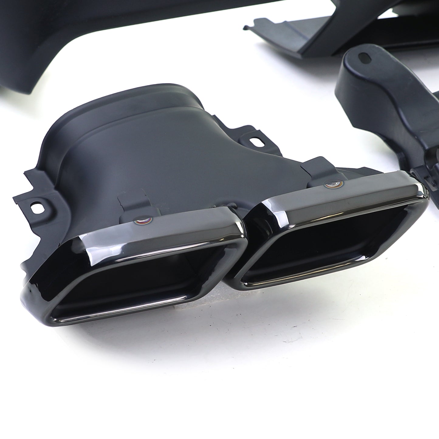 Mercedes GLC X253 Diffusore posteriore versione sportiva con terminali AMG