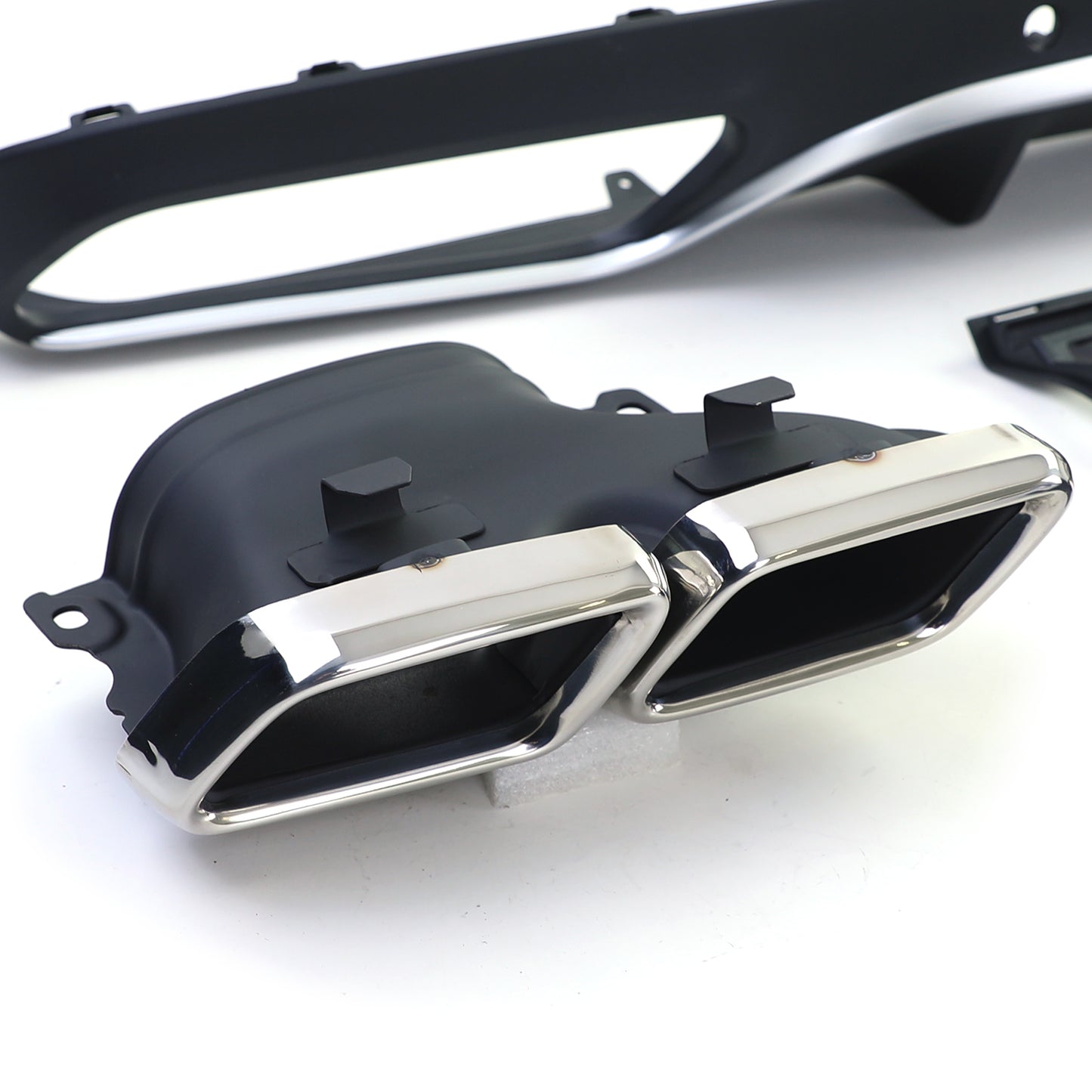 Mercedes C C205 Coupe 15-18 Diffusore posteriore sportivo con terminali di scarico