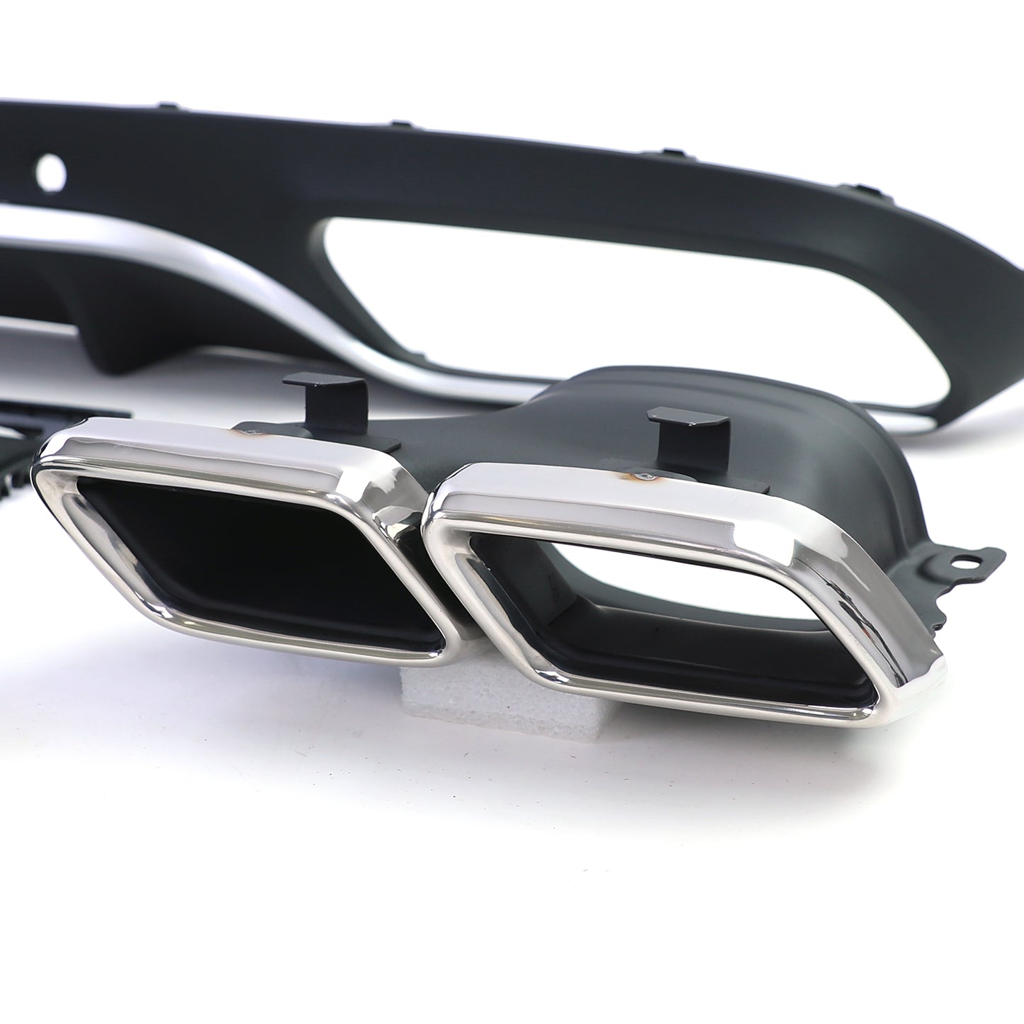 Mercedes C C205 Coupe 15-18 Diffusore posteriore sportivo con terminali di scarico