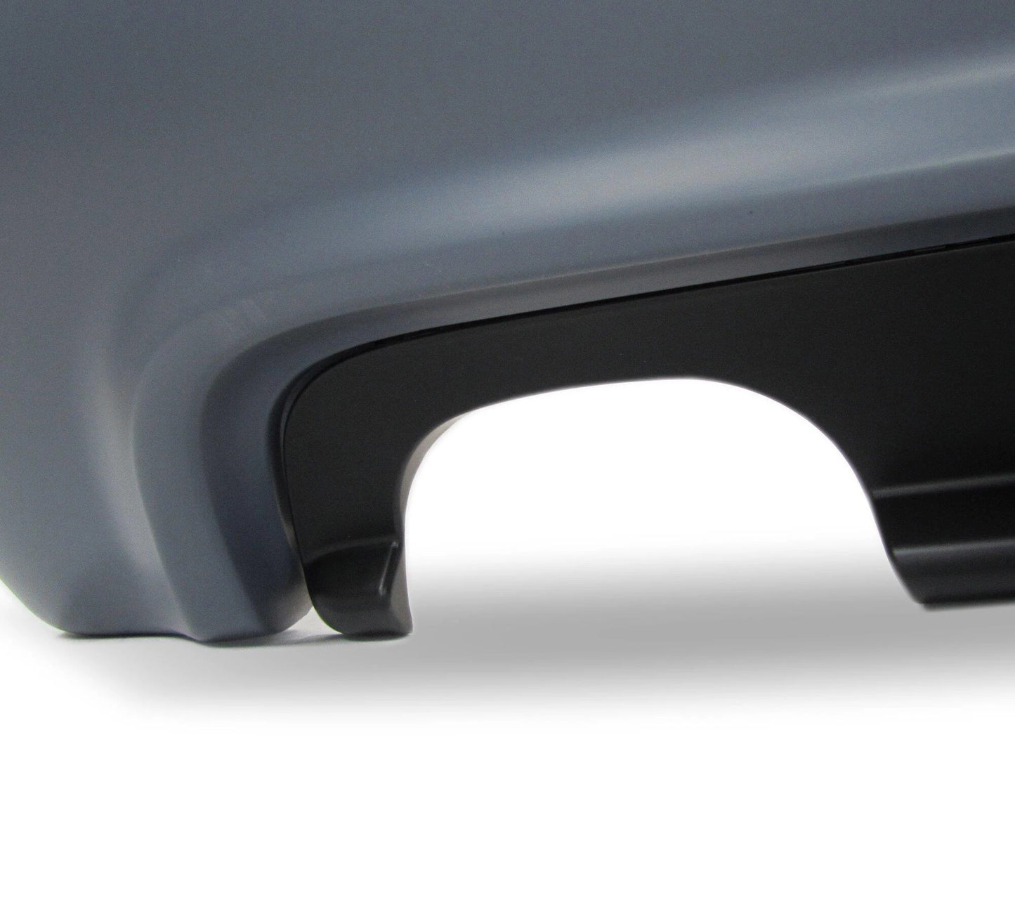 Paraurti posteriore primerizzato BMW E39 anno di costruzione 95-03 ottica sportiva per PDC / touring