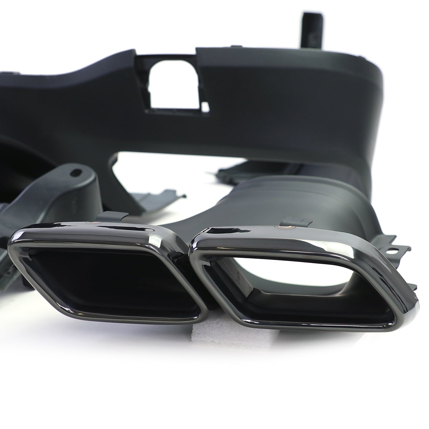 Mercedes GLC X253 Diffusore posteriore versione sportiva con terminali AMG