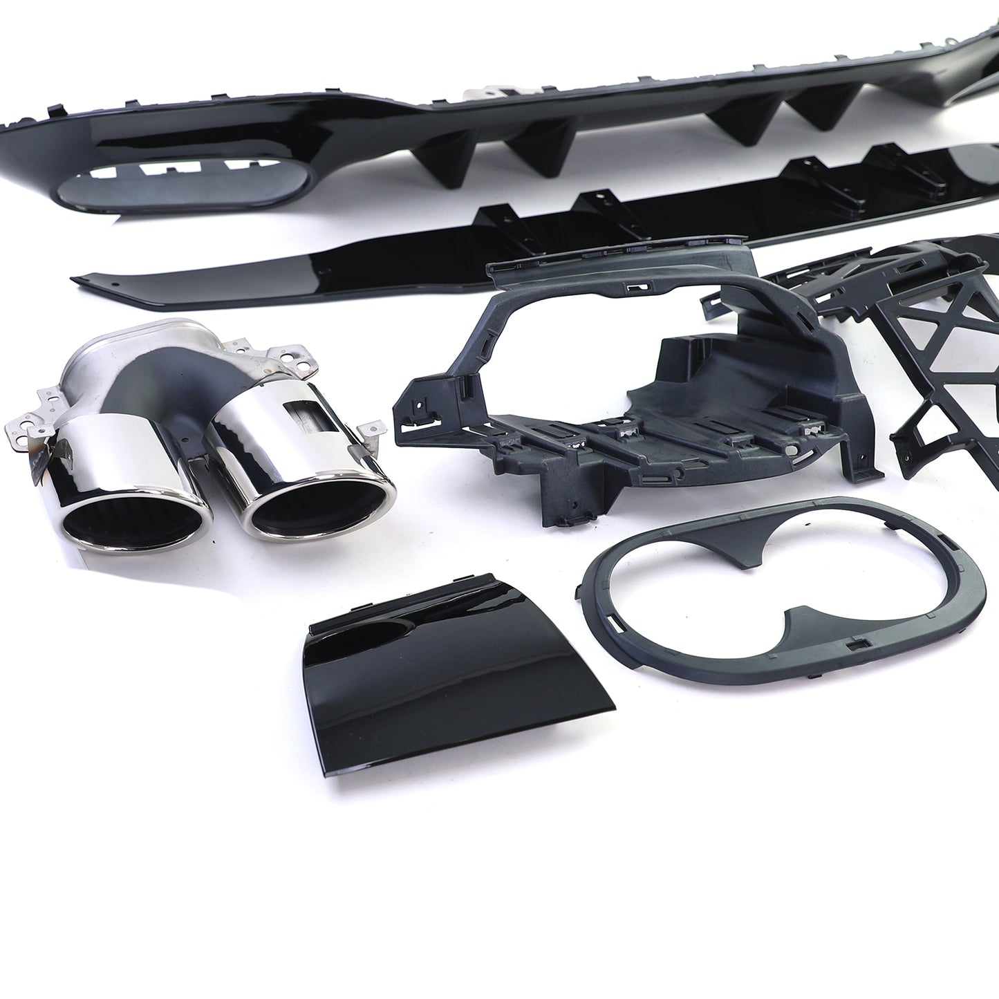 Mercedes classe A W177 dal 19 Diffusore posteriore sportivo nero con terminali cromati